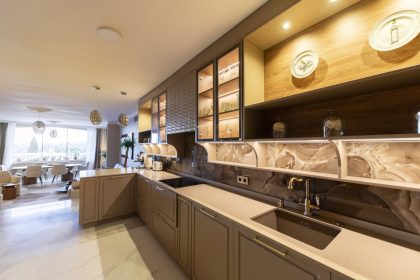 b2d4bd513e9e1e28831fb4cea131b588 - 7