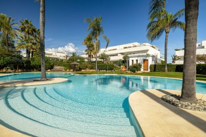 b433381a7a1420e63cf4a176bed14cc6 - 20