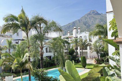 b7eeb3c6f245431aaecf34421f9b5758 - 2