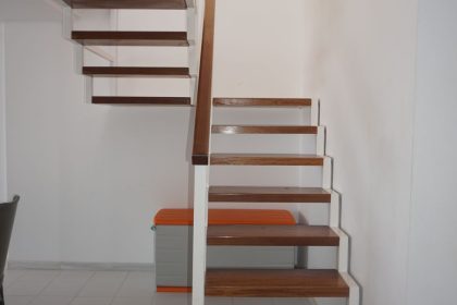 b7f31a33e228c5facacd20fd2a0bb86e - 22