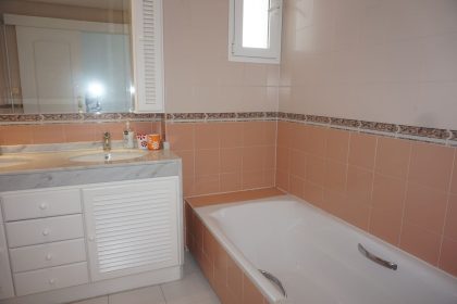 b7f31a33e228c5facacd20fd2a0bb86e - 29