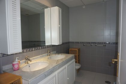 b7f31a33e228c5facacd20fd2a0bb86e - 43