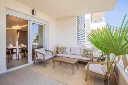 b91b07e73ed922016b1b2e12c1b217e2 - 13