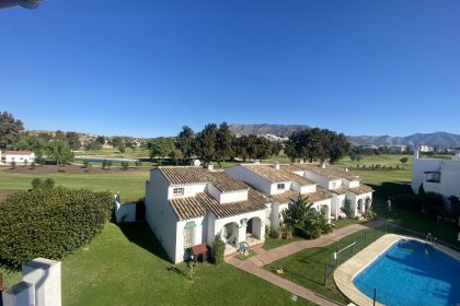 b993bc1b161988b43ecf2848c90d682d - 12