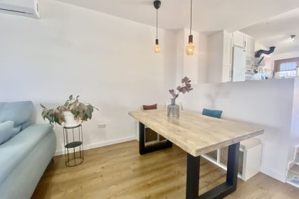 b993bc1b161988b43ecf2848c90d682d - 2