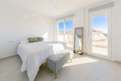 be19c11acd840f6f928317795720c38c - 18