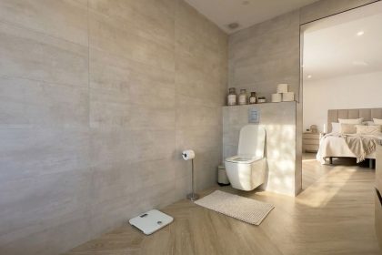 beee1da0f864048d9eb193d887a87370 - 11