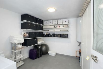 beee1da0f864048d9eb193d887a87370 - 23