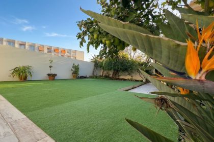 beee1da0f864048d9eb193d887a87370 - 28