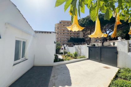 beee1da0f864048d9eb193d887a87370 - 3