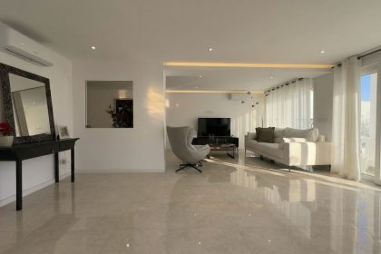 beee1da0f864048d9eb193d887a87370 - 7