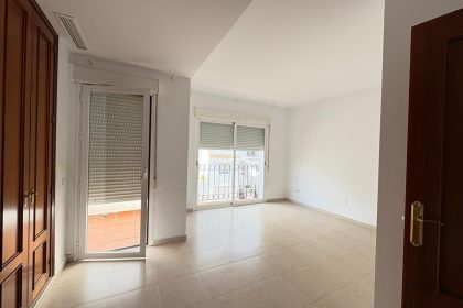 c00cd2a0823935423064efae86d6731e - 12