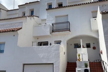 c00cd2a0823935423064efae86d6731e - 18