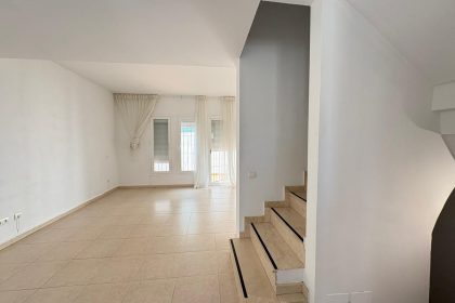 c00cd2a0823935423064efae86d6731e - 4