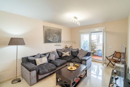 c3c7bdce4b0e6f14a3eb41c302512893 - 18