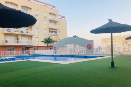 c5cc82127152df716e17be01d4a6ba3e - 1