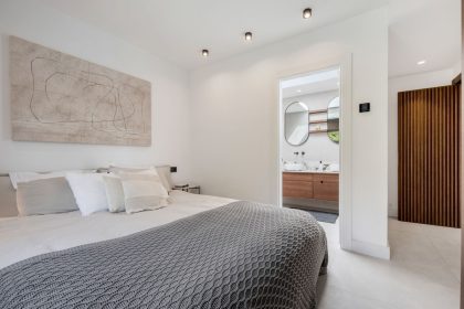 c67abe4fd402e135f2893e0dabcf49a8 - 17