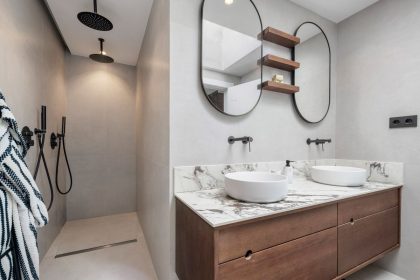 c67abe4fd402e135f2893e0dabcf49a8 - 19