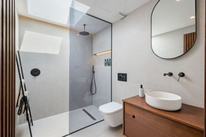 c67abe4fd402e135f2893e0dabcf49a8 - 24