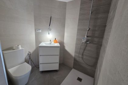 c7cb3b37c1dc3157f75e9ce47c02837a - 13