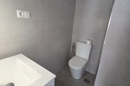 c7cb3b37c1dc3157f75e9ce47c02837a - 18