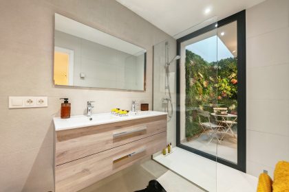 c9fea45e1b0eeb30e86872f6446d49c2 - 36