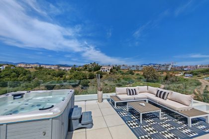 c9fea45e1b0eeb30e86872f6446d49c2 - 38