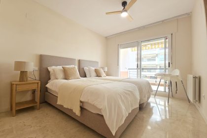 cdce576bb885d37d2feb8c7234aa8918 - 12