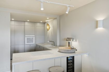 cf4edf9ebeb52fe6a05f4c69cc6189b6 - 19