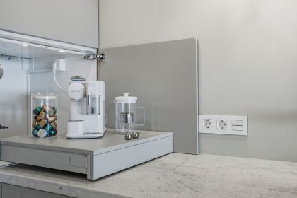 cf4edf9ebeb52fe6a05f4c69cc6189b6 - 21