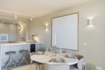 cf4edf9ebeb52fe6a05f4c69cc6189b6 - 9