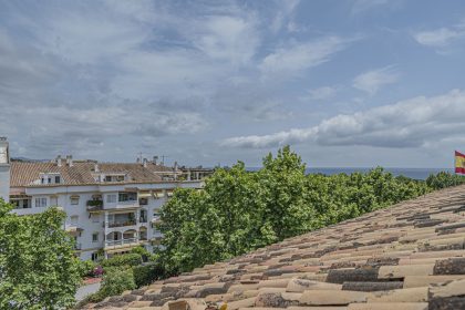 cf8c349a3b37a512dc734be6b2a9f51d - 13