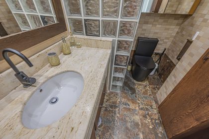 cf8c349a3b37a512dc734be6b2a9f51d - 9