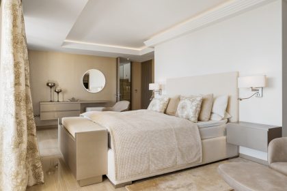 d02f1b320df7684e62c9cef06cba1790 - 10