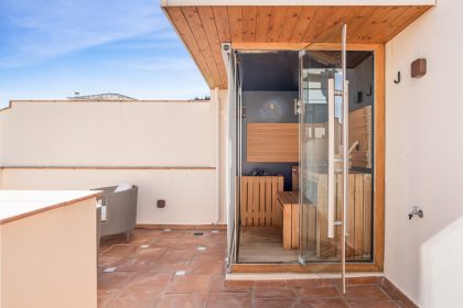 d02f1b320df7684e62c9cef06cba1790 - 6