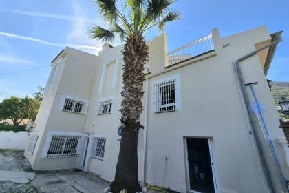 d5274000993ca5b0743c789d6b1127f2 - 63