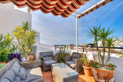 d7cdbe1dcf484bf6ca279385051e7120 - 28