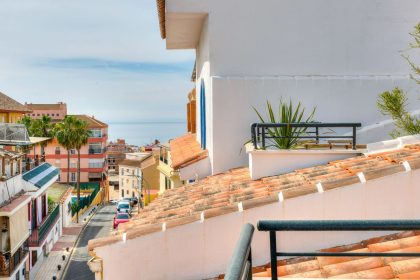 d7cdbe1dcf484bf6ca279385051e7120 - 29