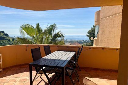 d81b6a14eb8a4ae12114a98a4e22bd12 - 1