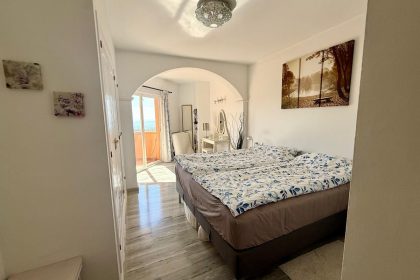 d81b6a14eb8a4ae12114a98a4e22bd12 - 16