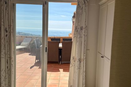 d81b6a14eb8a4ae12114a98a4e22bd12 - 22