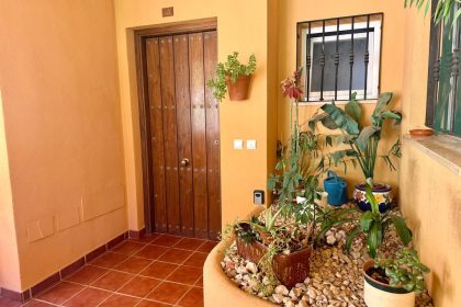 d81b6a14eb8a4ae12114a98a4e22bd12 - 4