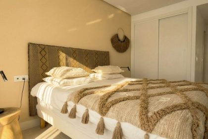 d875f8caef69b9294c9e1b1c6963aa13 - 16