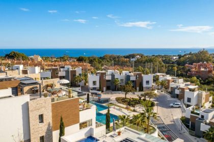 d875f8caef69b9294c9e1b1c6963aa13 - 2