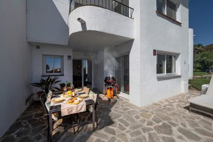 daded04b507a3f5ce268dd48afcbc580 - 20