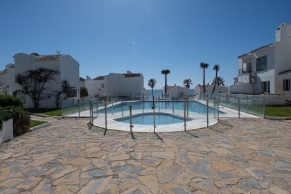 daded04b507a3f5ce268dd48afcbc580 - 29