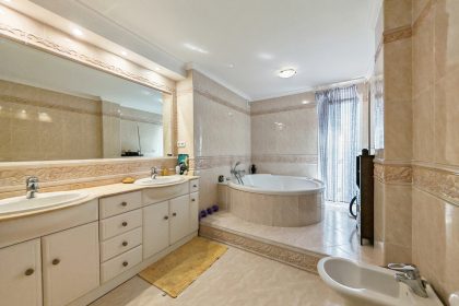 db00252c1941528f5206b68eab9b5d82 - 12