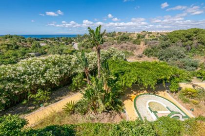 dbec1c5f3ebd11f950f32ca75c160053 - 26