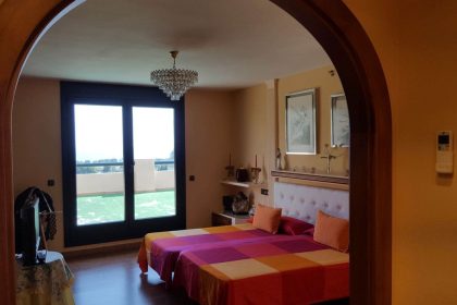 dbec1c5f3ebd11f950f32ca75c160053 - 31