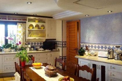 dbec1c5f3ebd11f950f32ca75c160053 - 33